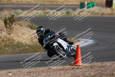 media/Apr-19-2025-AHRMA (Sat) [[3d98ca3309]]/Race/Group 8/Turn 4/